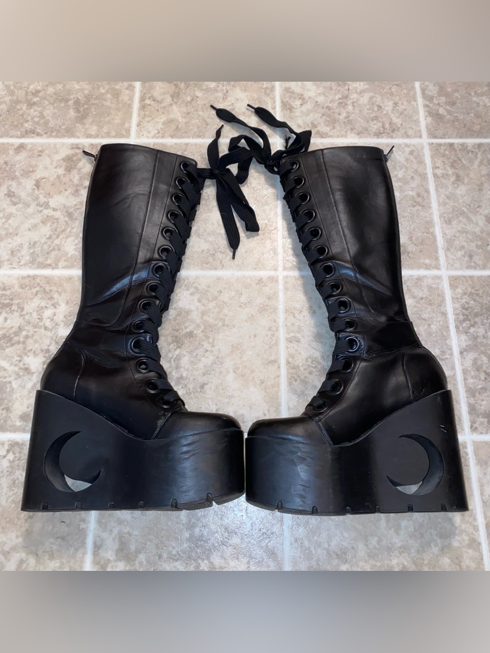 Killstar Dawn Crescent Moon Platform Boots in black US 8